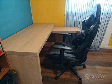 SCRIVANIA IKEA €110+POLTRONA STUDIO €100NUOVI €