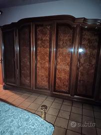 stanza da letto in legno massello 