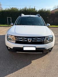 Dacia Duster 1.6 GPL - NEOP. - NAV. - 12 MESI DI G