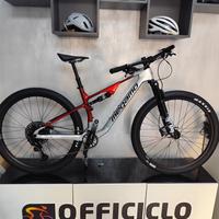 megamo track 100 2026 M