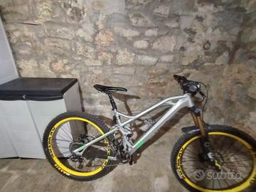 mondraker foxy carbon xr