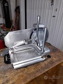 Affettatrice Verticale FAC lama 25cm Revisionata