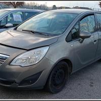 OPEL Meriva B per ricambi
