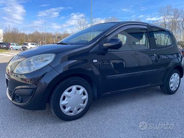 Renault Twingo 1.2 8V Dynamique Neopatentati*Gpl 2