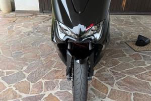 T-Max 560 RS