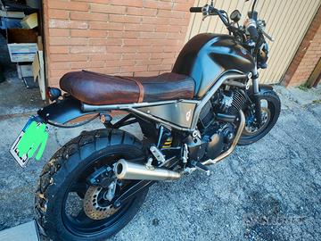 Moto Yamaha XJR 1200 usata 