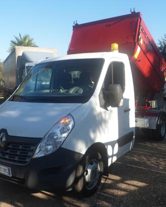 Renault Master compattatore