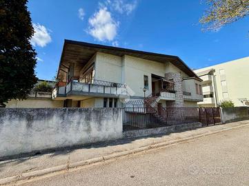 VILLA SINGOLA A ROVIGO