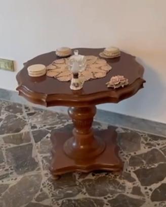 Tavolino Antiquariato
