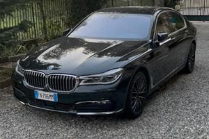 BMW 730