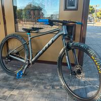 Bici scott scale 970 whellie bike
