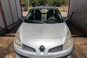 Renault Clio III 