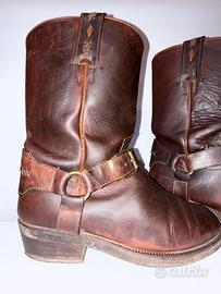 Vintage Nevada Camperos