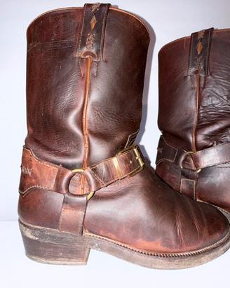 Vintage Nevada Camperos