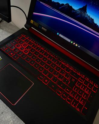 Acer nitro 5 AN515-52-53Q0 i5- GTX1050Ti- 16Gb Ram