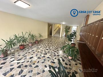UFFICIO DIREZIONALE IN CENTRO STORICO