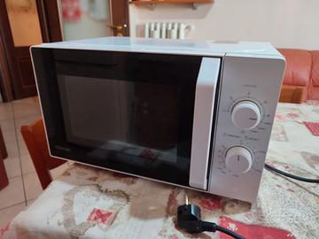 MICROONDE TOSHIBA MW-MG20P GRILL, capacità 20 LT.