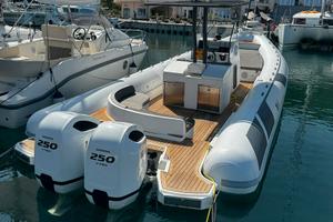 MASTER 33 Open Custom Refitting totale 2x250 honda