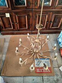 Grandissimo lampadario in ottone oro
