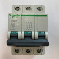 Stock – SCHNEIDER – Interruttore magnetotermico