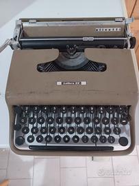 Olivetti lettera 22