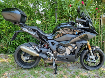 Bmw s 1000 xr triple black