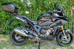 Bmw s 1000 xr triple black