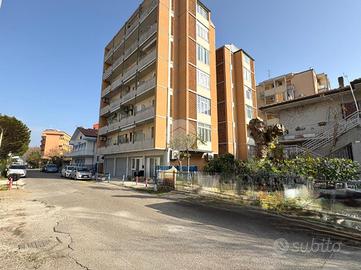 MONOLOCALE A CESENATICO