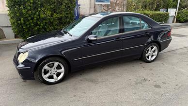MERCEDES C220 CDI AVANTGARDE 2005
