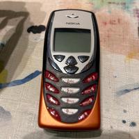 Nokia 8310.
