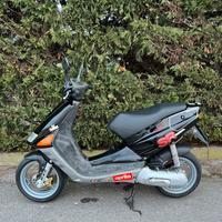 Aprilia Sr 50 replica