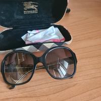 occhiali da sole burberry