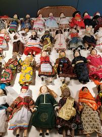 collezione 80 pezzi bambole dal mondo fabbri vinta