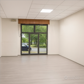 LOCALE COMMERCIALE - VERONA (Palazzina)