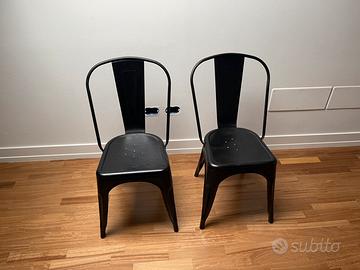 Coppia Sedie Industriali. Colore nero.
