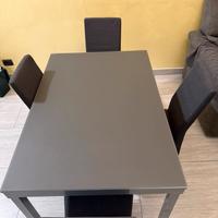 Tavolo vetro temperato con 4 sedie