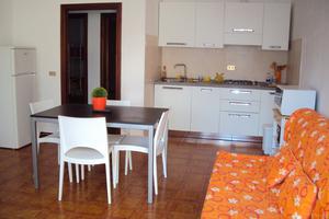 Vada, 6 posti giugno e luglio rif 79a