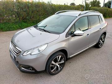 Peugeot 2008 BlueHDi 100 Allure