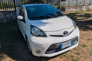 Toyota Aygo 1.0 12V VVT-i 5 porte Lounge Connect U