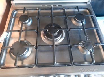 Cucina a gas 5 fuochi + forno (nuovo)