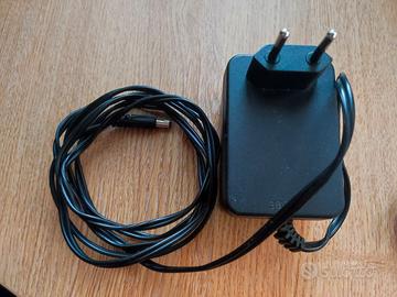 Trasformatore 12V 1000A 5.5mm / 2.1mm