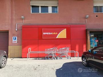 Attività Commerciale Supermercato Alimentare