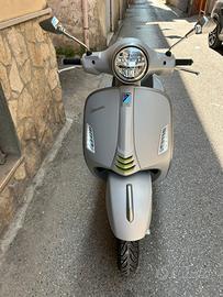 Vespa 300
