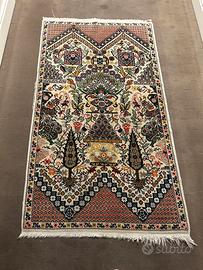 Due tappeti persiani kirman hereke