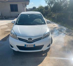 Toyota yaris 1.0 benzina 
