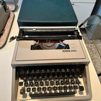 Macchina da scrivere Olivetti Dora