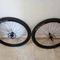 ruote complete misura 29 shimano semi nuove