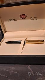 Penna sfera Aurora, lacca e placcata oro