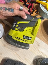 Levigatrice Ryobi con due batterie e carica b.