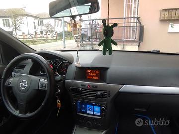 opel astra 2007 benzina 